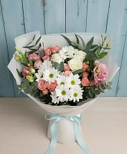 Букет цветов из:  Розы, Лизиантусы и Хризантемы в Новокузнецке