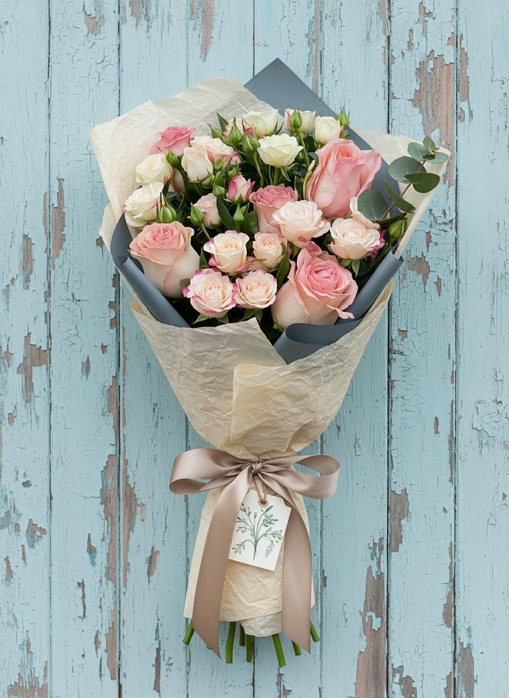 Букет цветов из: Розы в Новокузнецке