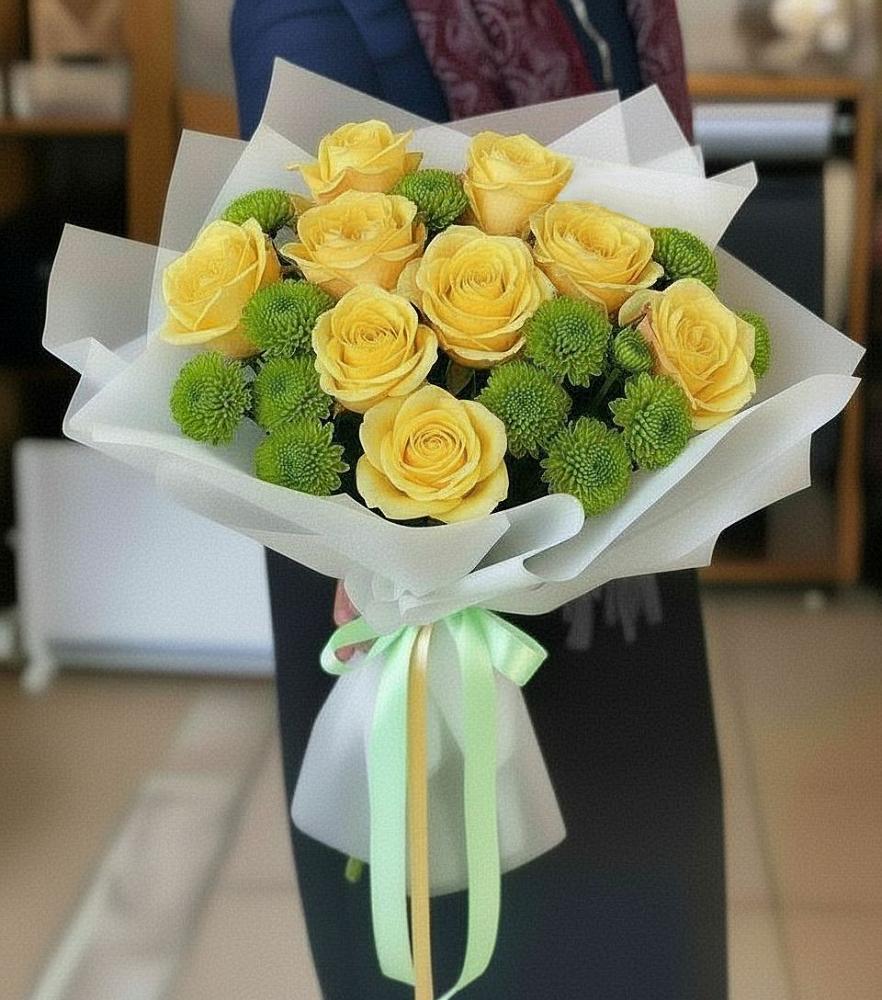 Букет цветов из: Хризантемы и Розы в Новокузнецке