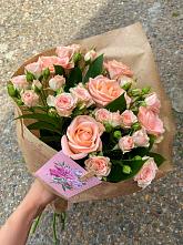 Букет цветов из:  Розы #REPLACE_PRED# Новокузнецке