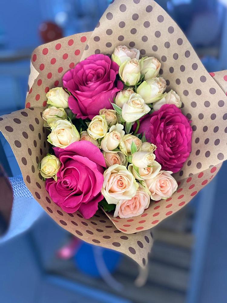 Букет цветов из: Розы в Новокузнецке