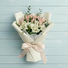 Букет цветов из:  Альстромерии #REPLACE_PRED# Новокузнецке