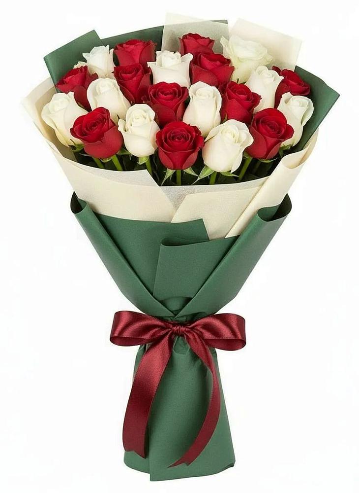 Букет Микс из красных и белых роз в Новокузнецке