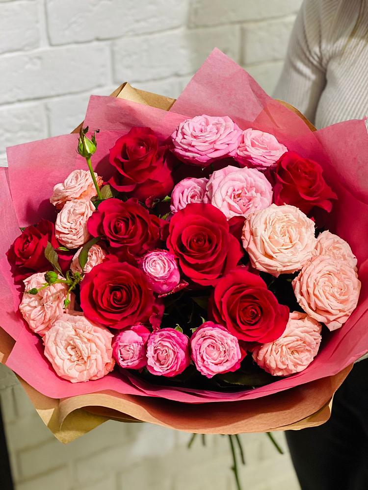 Букет цветов из: Розы в Новокузнецке