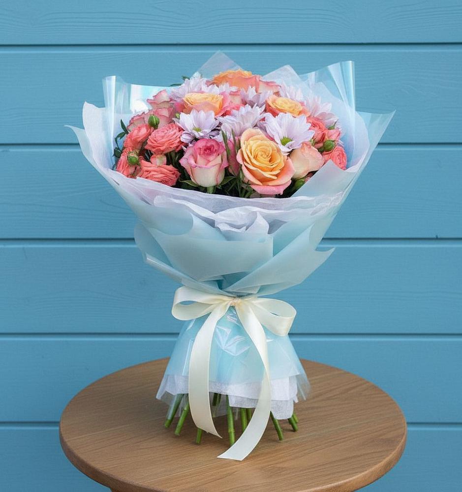 Букет цветов из: Хризантемы и Розы в Новокузнецке