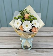 Букет цветов из:  Герберы, Розы и Хризантемы в Новокузнецке
