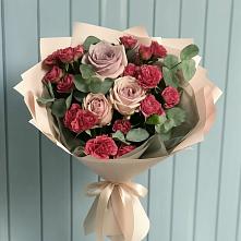 Букет цветов из:  Гвоздики и Розы в Новокузнецке