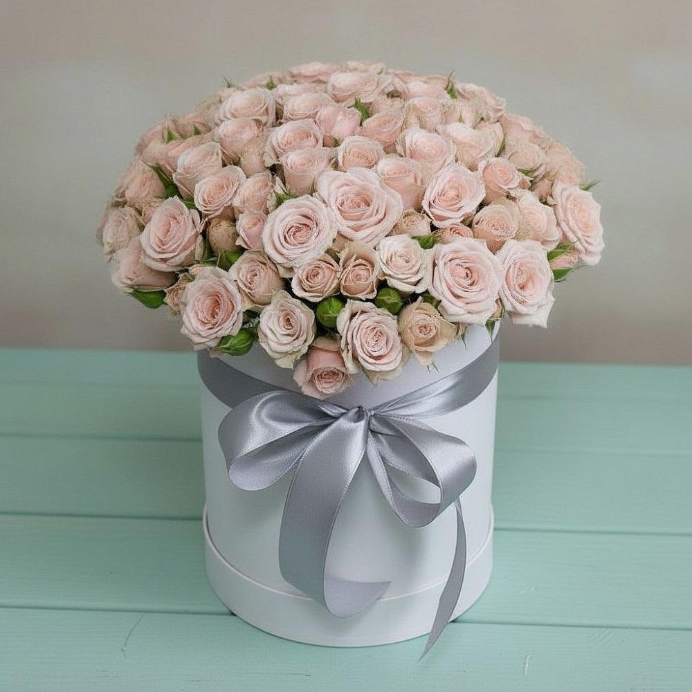 Цветочная композиция из Розы в шляпной коробке в Новокузнецке